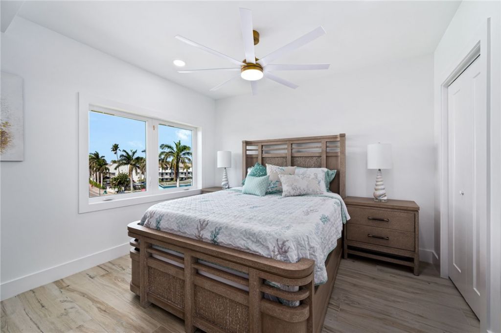 105 Desota Street, Hutchinson Island, FL 34949 Photo