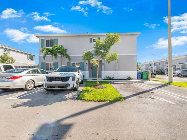 1270 NW 3rd Ln, Florida City, FL 33034