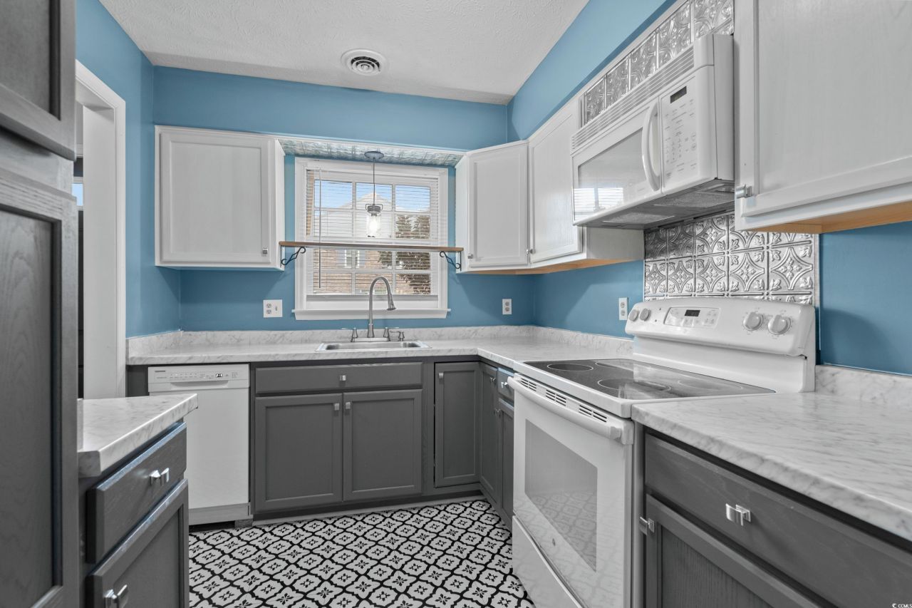 830 44th Ave. N Photo 8