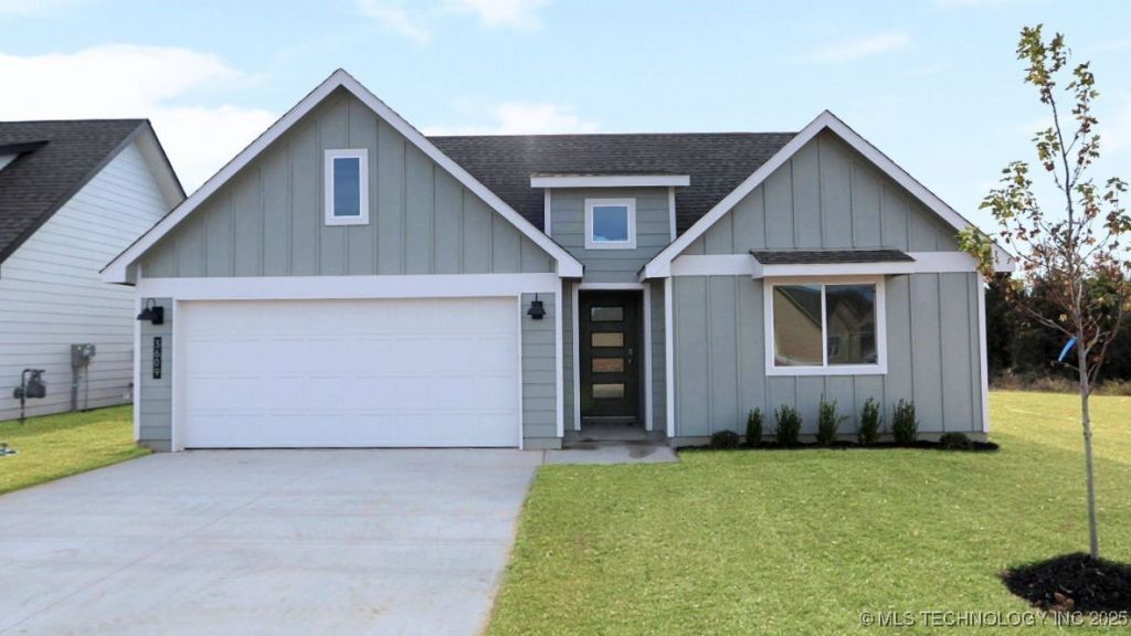 3609 E Lincoln Street, Broken Arrow, OK 74014 Main Photo