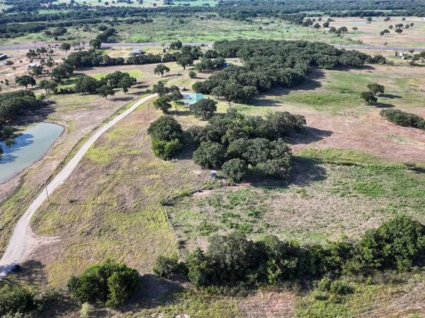 381 W Mccool Road, Nocona, TX 76255