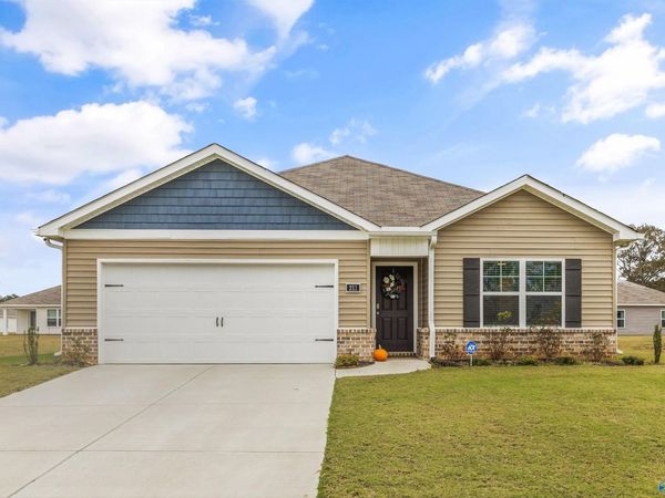 211 Chubbs Lane, Owens Cross Roads, AL 35763
