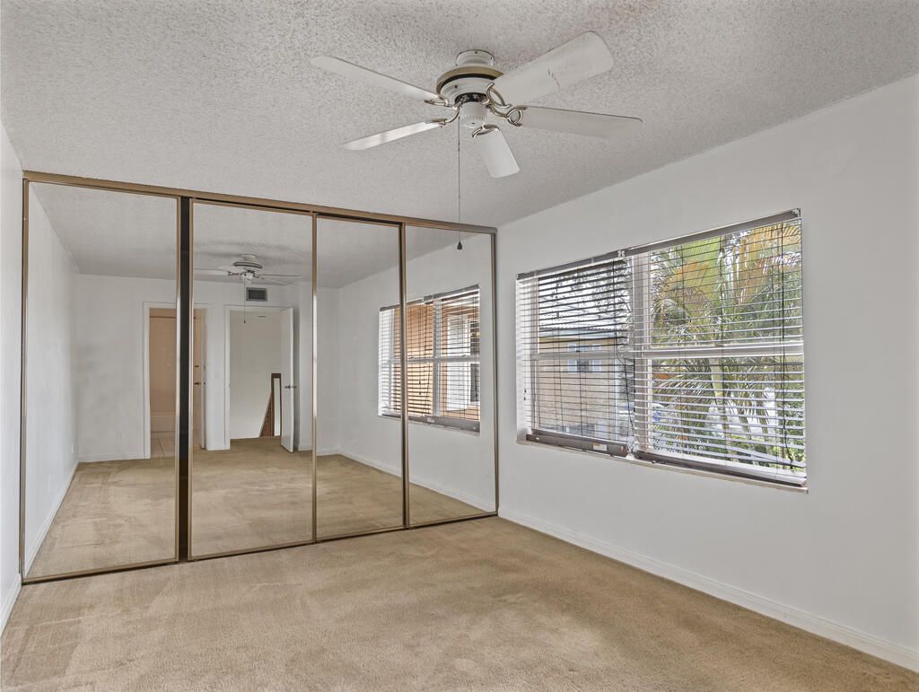 1923 Stratford Way, West Palm Beach, FL 33409 Photo