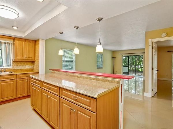 4300 Gulfstream DR, Unit 1B, NAPLES, FL 34112