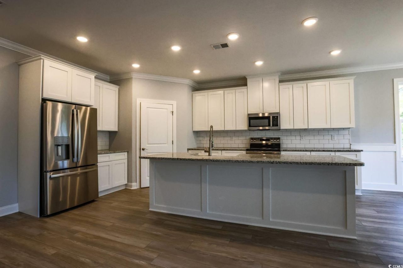 4183 Golf Ave. Photo 10