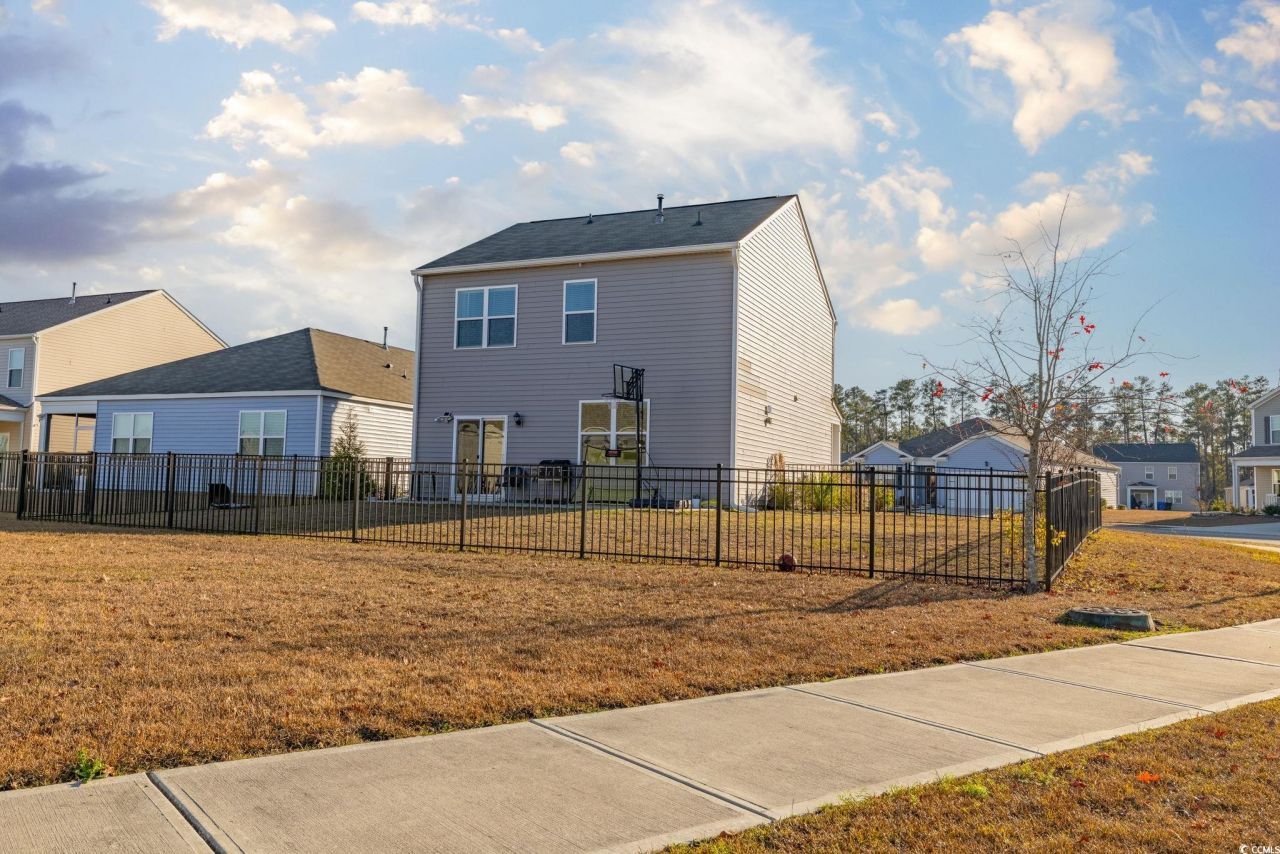 2595 Orion Loop Photo 25