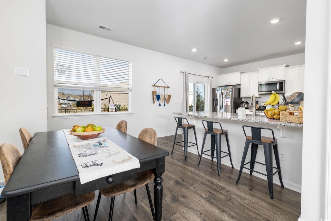 2595 Orion Loop Photo 8