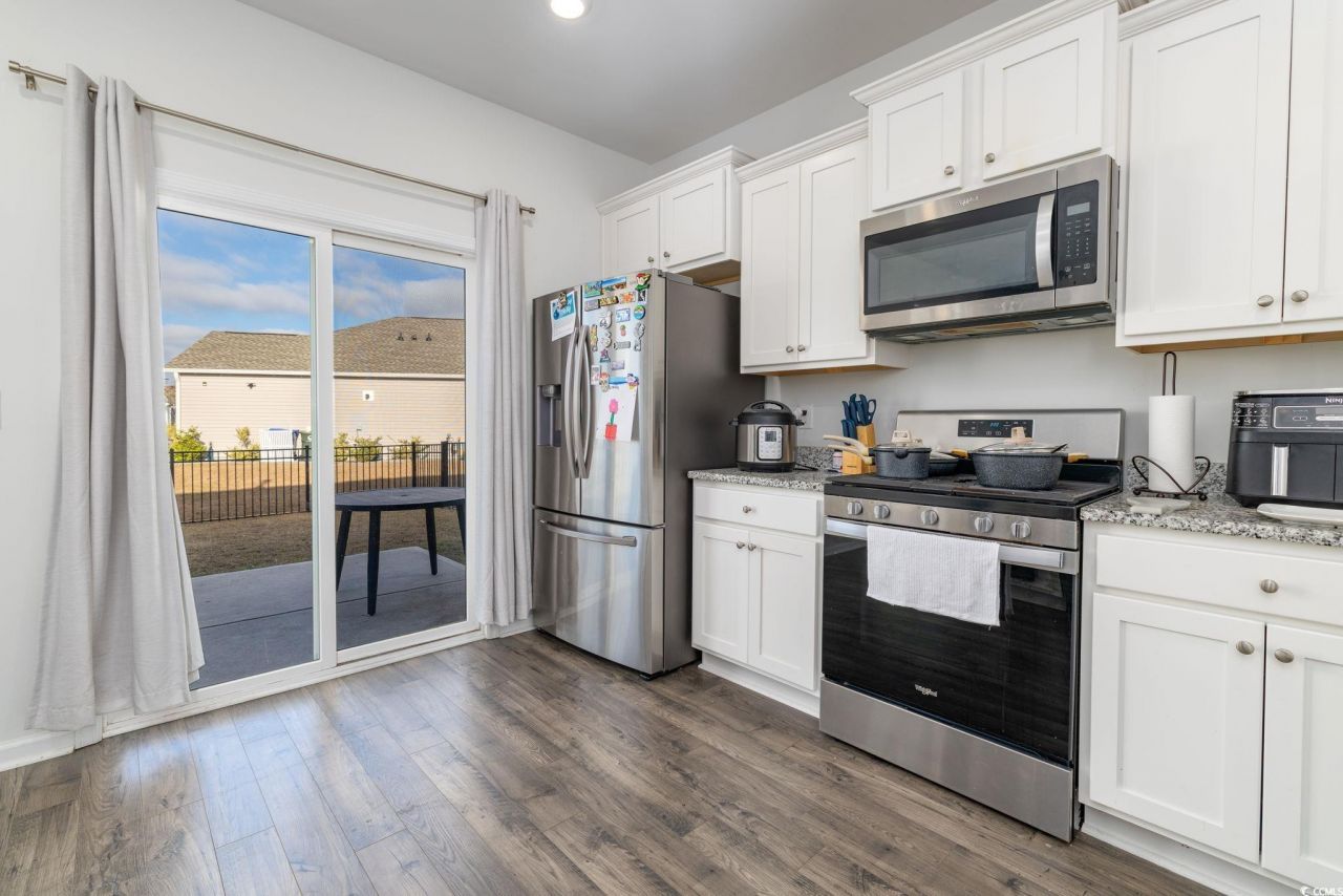 2595 Orion Loop Photo 9