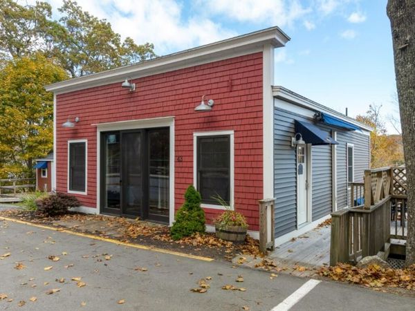 43 Oak Street, Boothbay Harbor, ME 04538