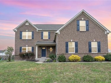 10001 Cobble Brook Drive, Dayton, OH 45458