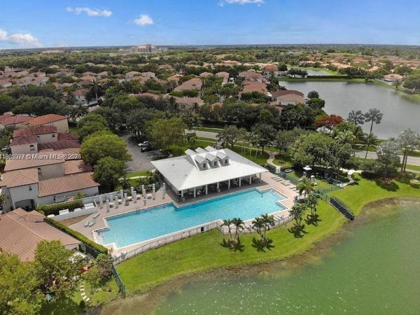 1040 NE 42nd Pl, Homestead, FL 33033