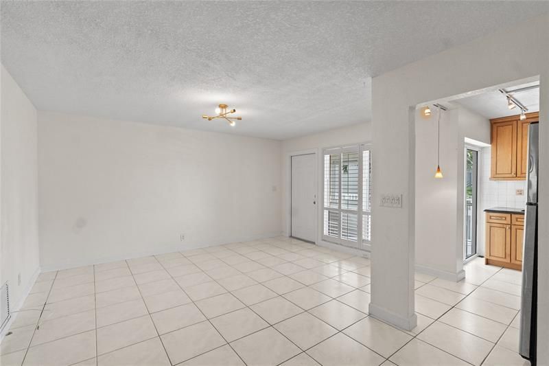 1439 S Ocean Boulevard, Unit 317, Lauderdale by the Sea, FL 33062 Photo