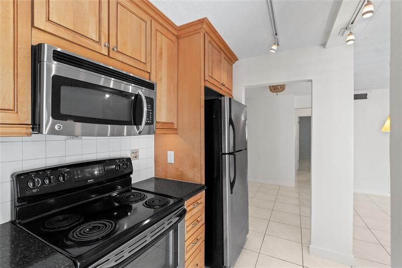 1439 S Ocean Boulevard, Unit 317, Lauderdale by the Sea, FL 33062 Photo