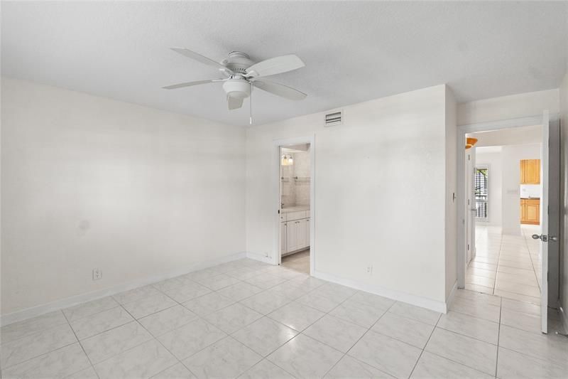 1439 S Ocean Boulevard, Unit 317, Lauderdale by the Sea, FL 33062 Photo
