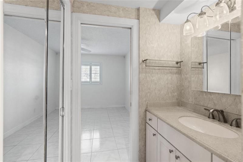 1439 S Ocean Boulevard, Unit 317, Lauderdale by the Sea, FL 33062 Photo