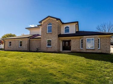 1826 Ashley Drive, Miamisburg, OH 45342