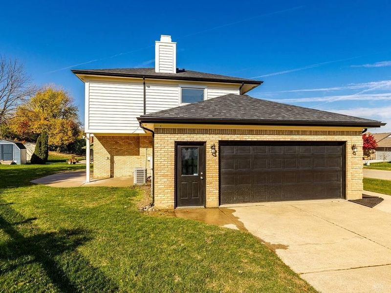 1826 Ashley Drive, Miamisburg, OH 45342 Photo 11