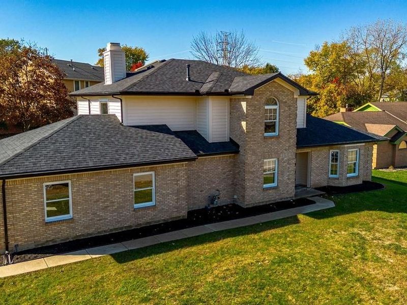 1826 Ashley Drive, Miamisburg, OH 45342 Photo 3