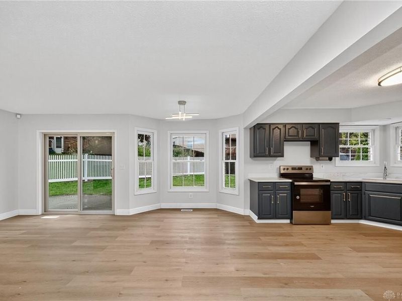 1826 Ashley Drive, Miamisburg, OH 45342 Photo 36