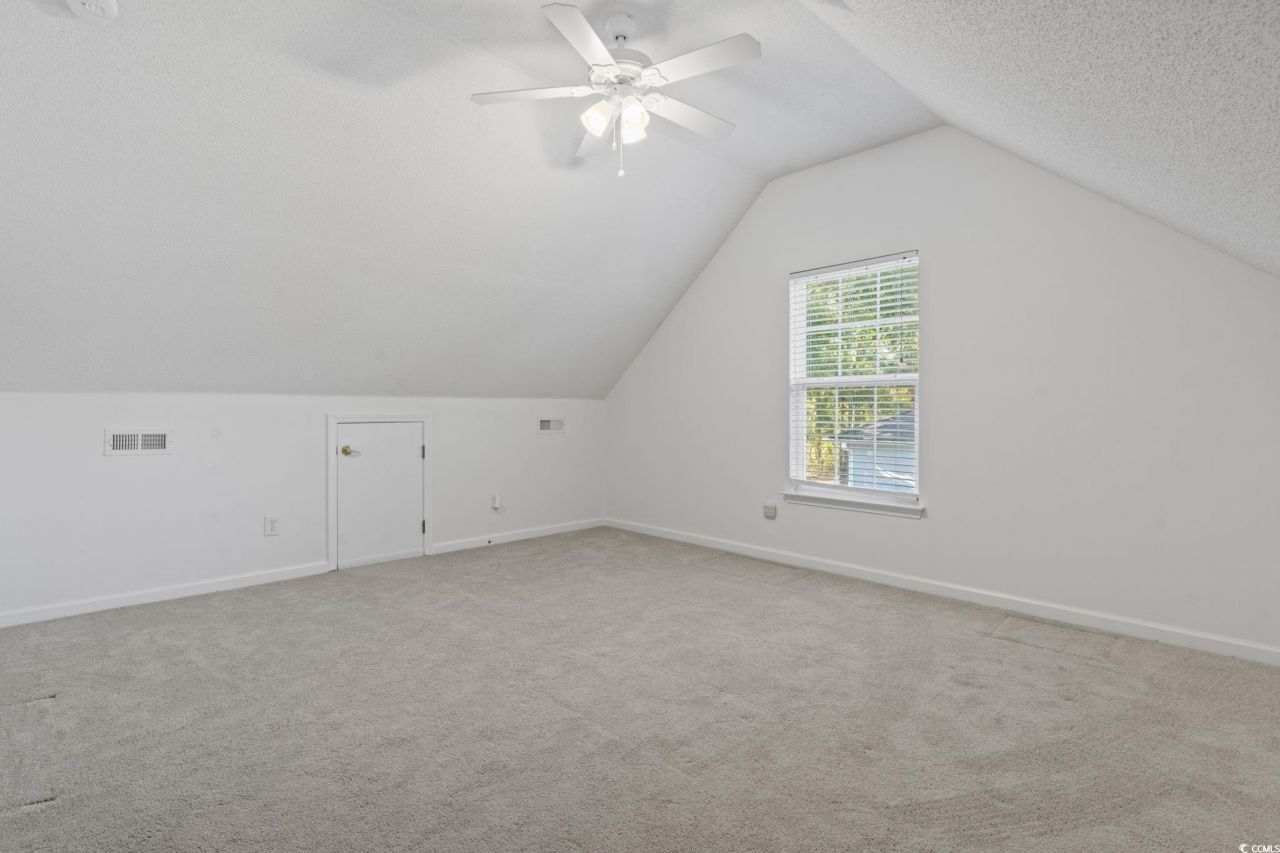 486 Copenhagen Dr. Photo 13