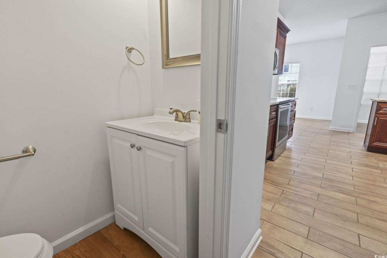 486 Copenhagen Dr. Photo 15