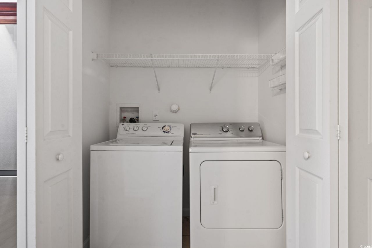 486 Copenhagen Dr. Photo 19