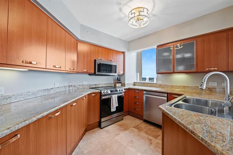 2011 N Ocean Boulevard, Unit 1605, Fort Lauderdale, FL 33305 Photo