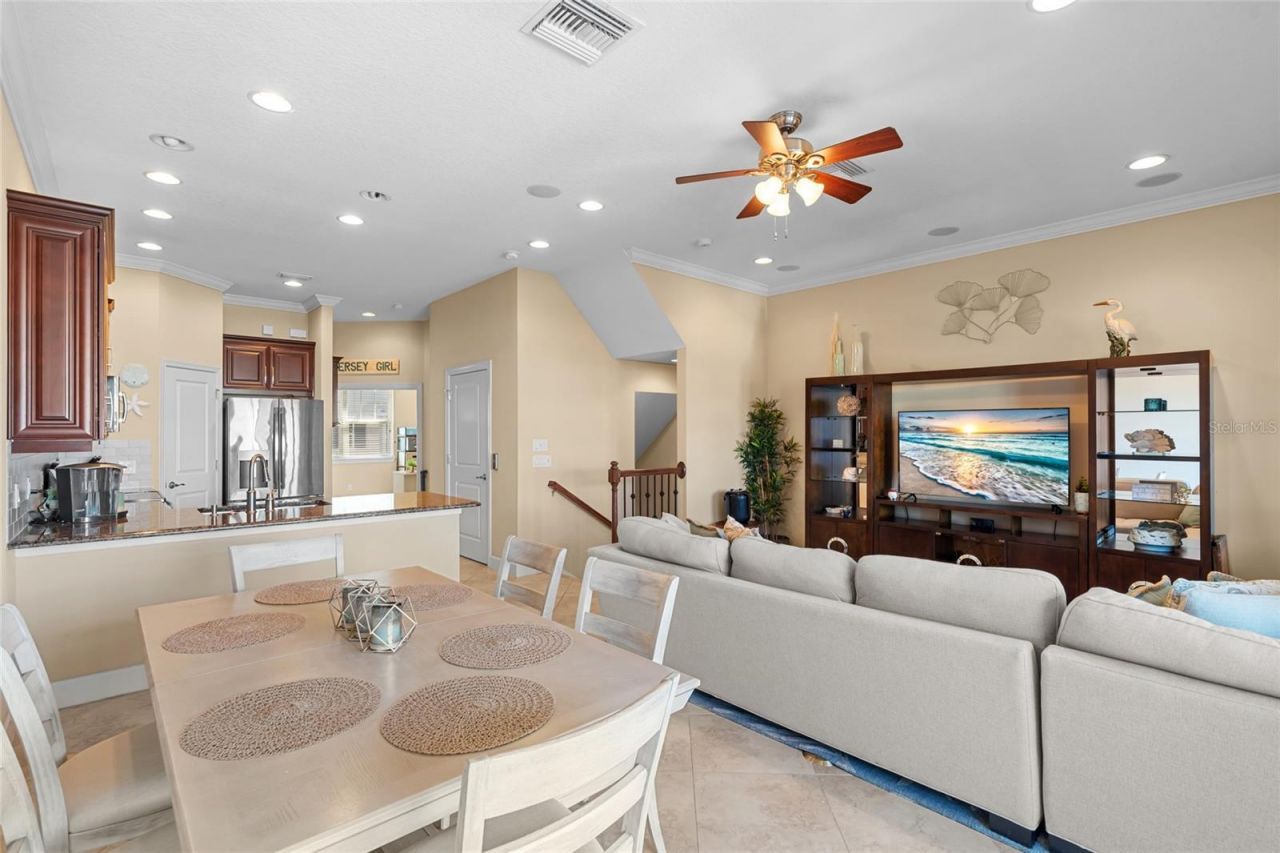 6043 Anchorage Way S, Saint Petersburg, FL 33712 Photo