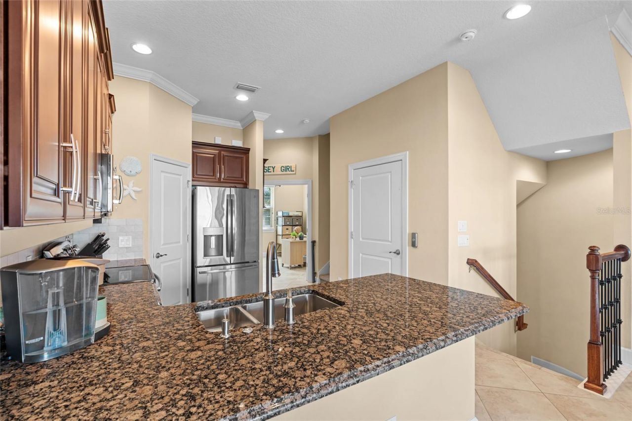 6043 Anchorage Way S, Saint Petersburg, FL 33712 Photo