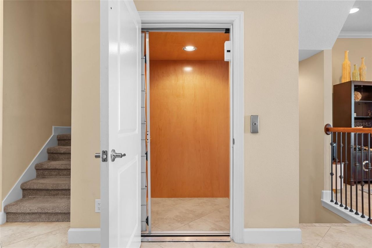 6043 Anchorage Way S, Saint Petersburg, FL 33712 Photo