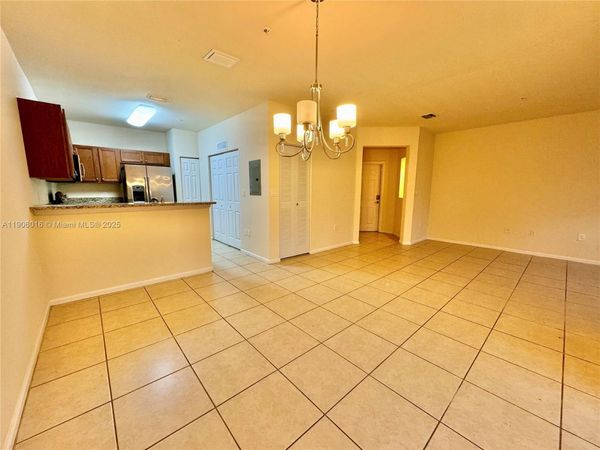 8650 NW 97th Ave, Unit 204, Doral, FL 33178