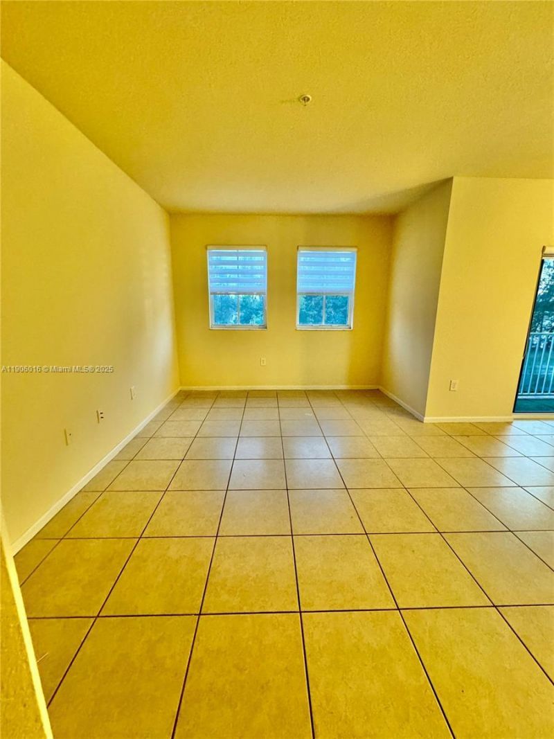 8650 NW 97th Ave, Unit 204, Doral, FL 33178 Photo