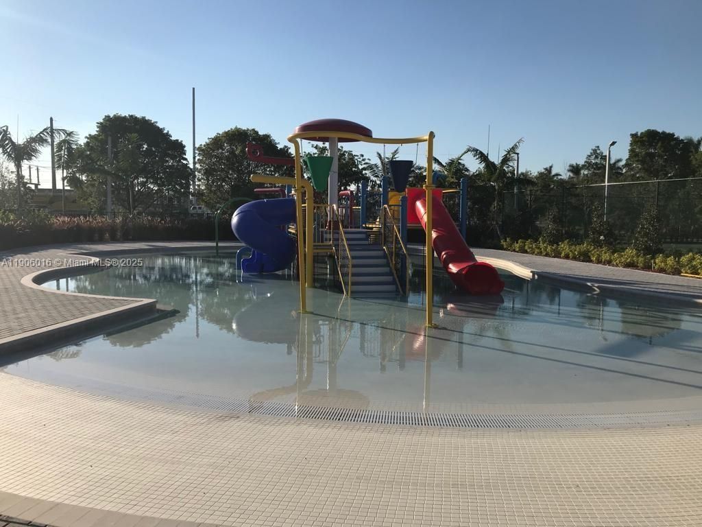 8650 NW 97th Ave, Unit 204, Doral, FL 33178 Photo