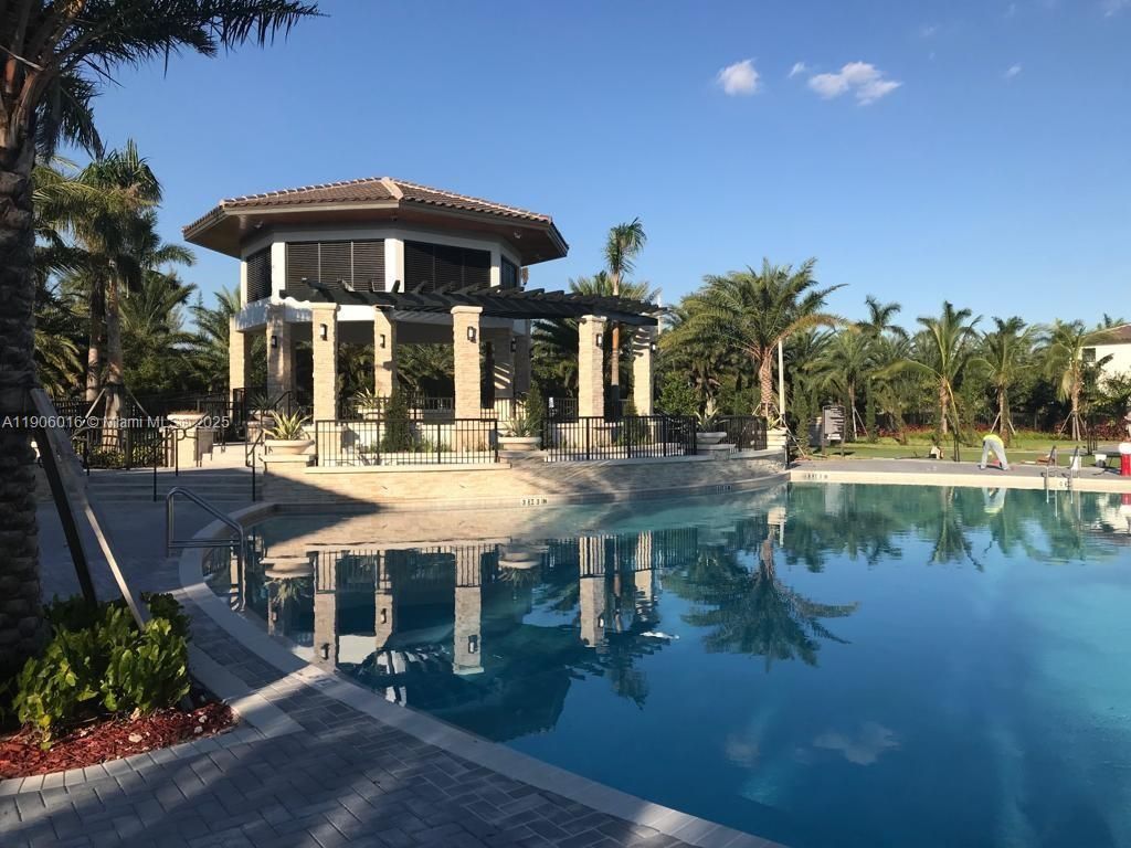 8650 NW 97th Ave, Unit 204, Doral, FL 33178 Photo