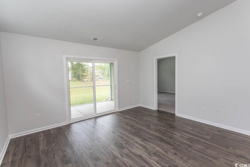 1544 Jardine Loop Photo 14