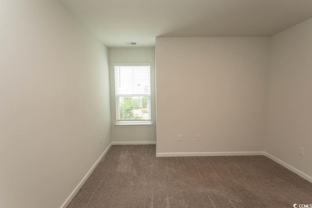 1544 Jardine Loop Photo 31