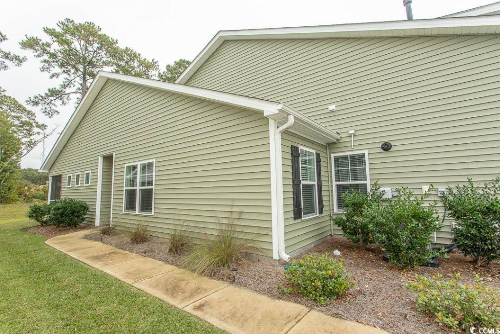 1544 Jardine Loop Photo 36