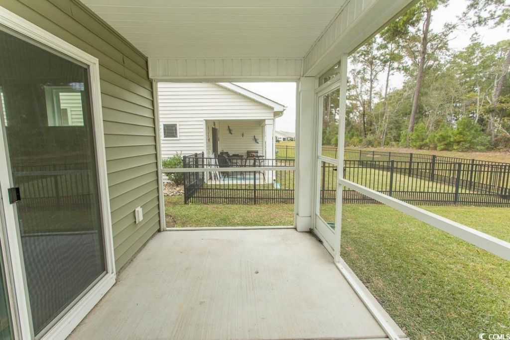 1544 Jardine Loop Photo 38