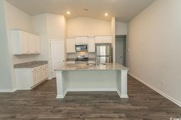 1544 Jardine Loop photo 4