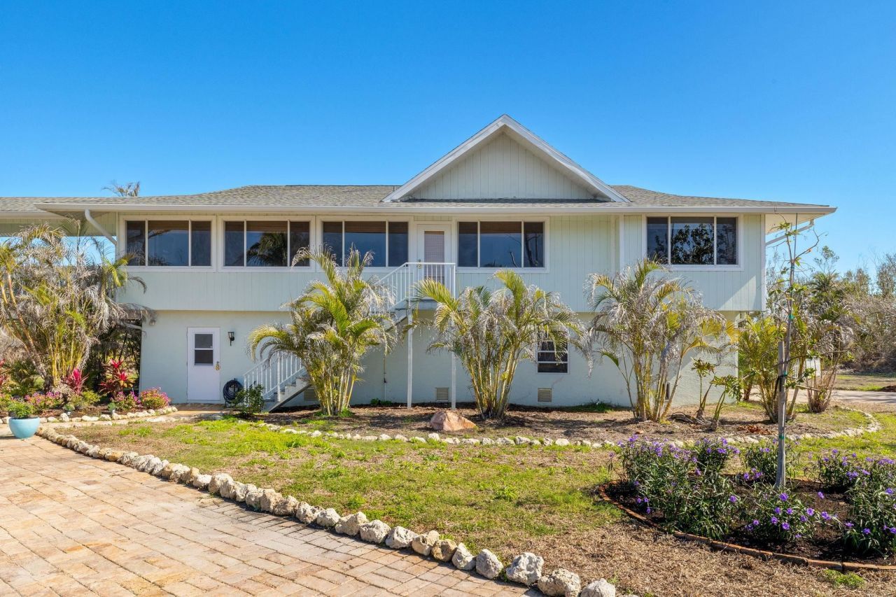 2999 Twin Ponds Dr, Sanibel, FL 33957 Photo