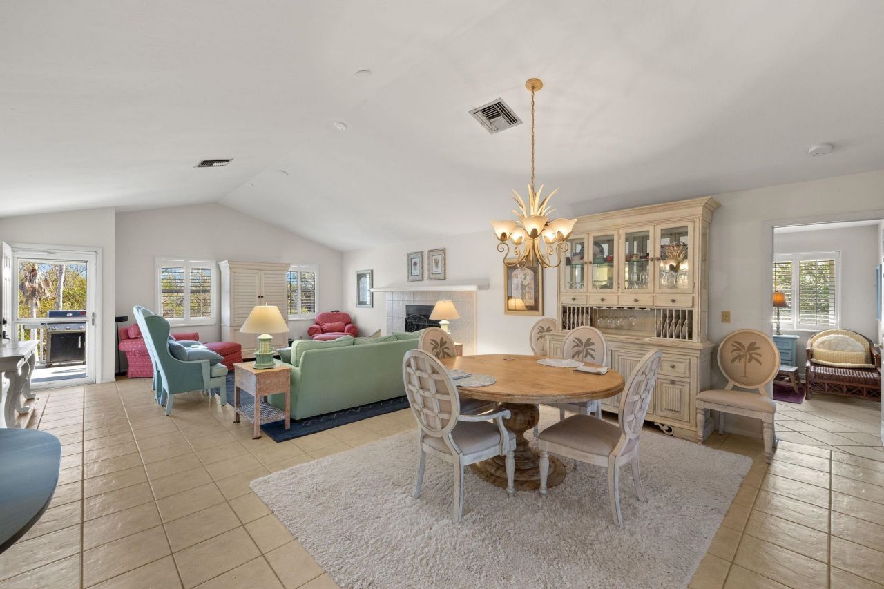 2999 Twin Ponds Dr, Sanibel, FL 33957 Photo
