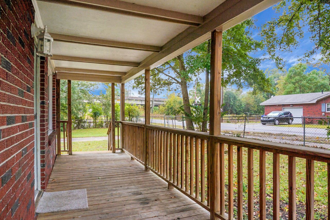 5406 Attaway Street Photo 8