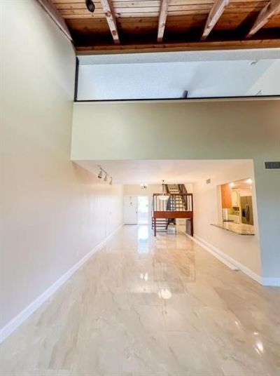 10740 S Golfview Drive, Pembroke Pines, FL 33026 Photo