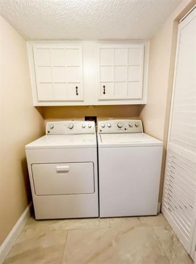 10740 S Golfview Drive, Pembroke Pines, FL 33026 Photo