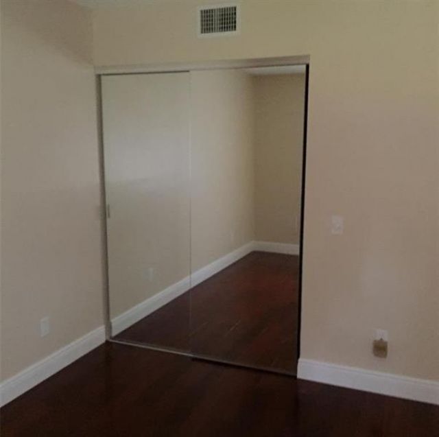 10740 S Golfview Drive, Pembroke Pines, FL 33026 Photo