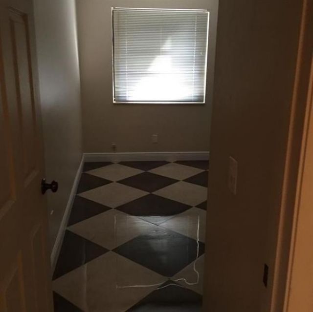 10740 S Golfview Drive, Pembroke Pines, FL 33026 Photo