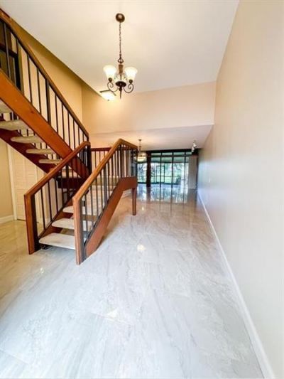 10740 S Golfview Drive, Pembroke Pines, FL 33026 Photo