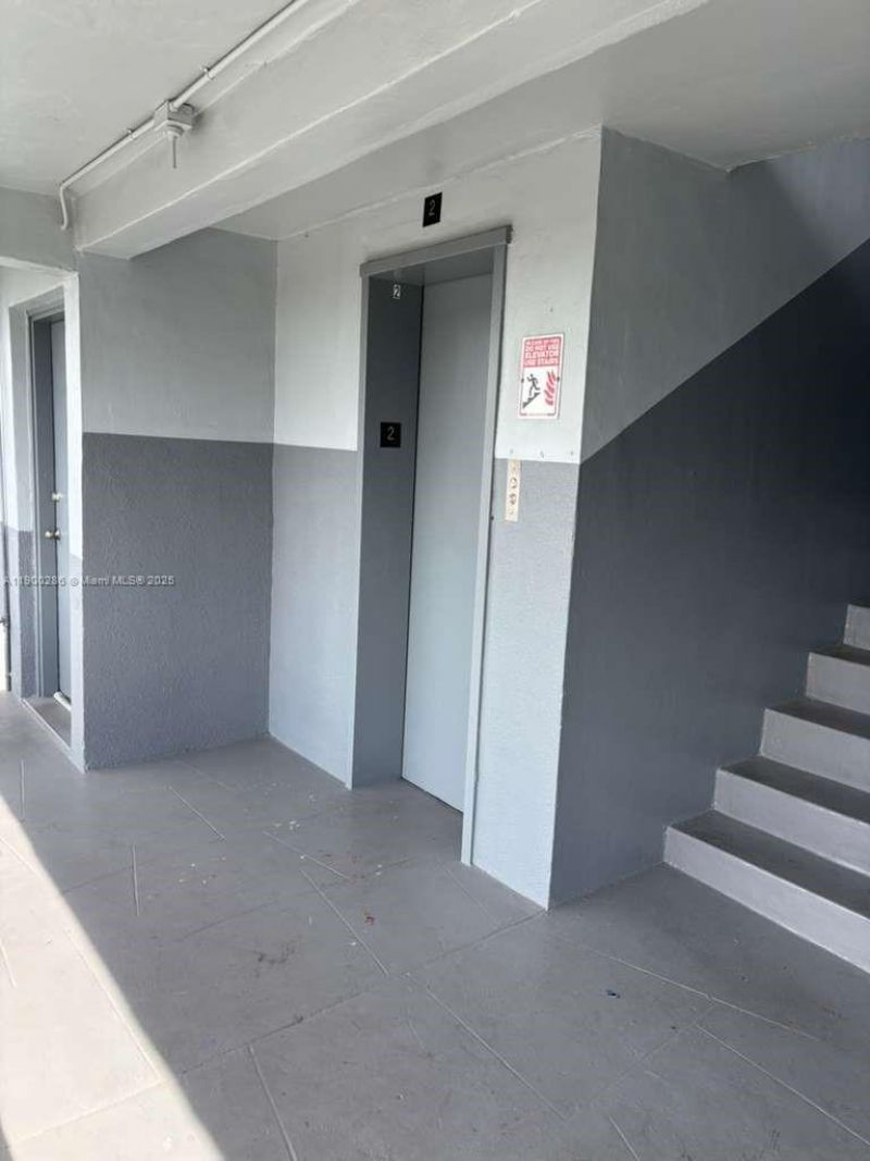 11005 SW 1st St, Unit 302, Sweetwater, FL 33174 Photo