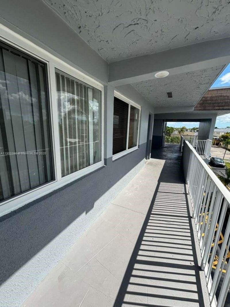 11005 SW 1st St, Unit 302, Sweetwater, FL 33174 Photo