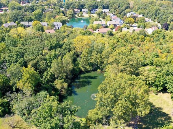 18238 W Gages Lake Road, Grayslake, IL 60030